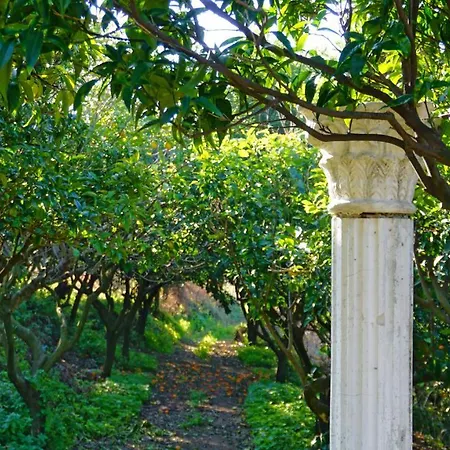 Tenuta Convivium 4* ポッツオーリ